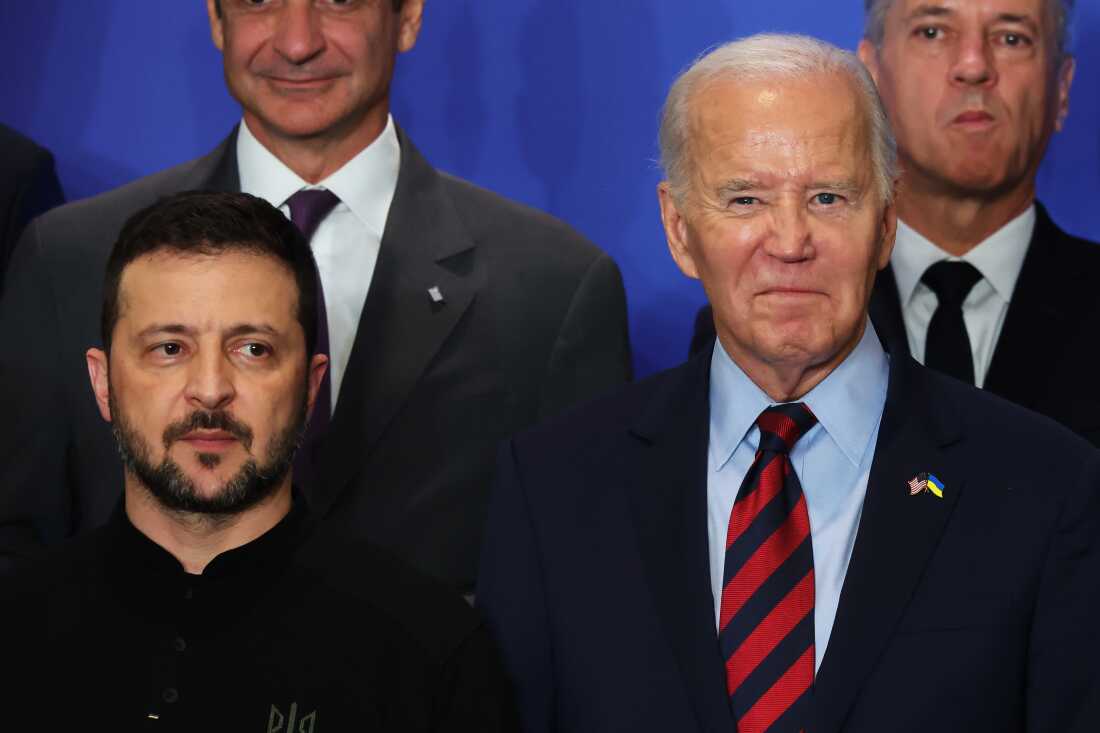 Ukrainian President Volodymyr Zelenskyy and President Biden met with world leaders on September 25 on the sidelines of the United Nations.